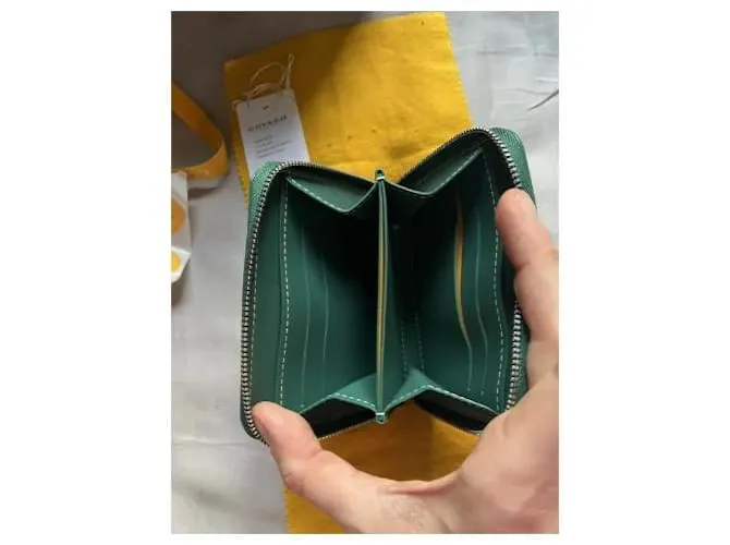 233 Cartera pequeña Matignon de GOYARD. Verde 