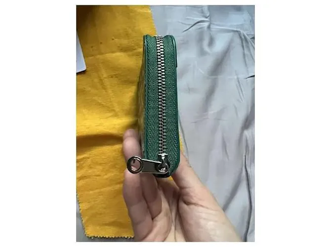 233 Cartera pequeña Matignon de GOYARD. Verde 