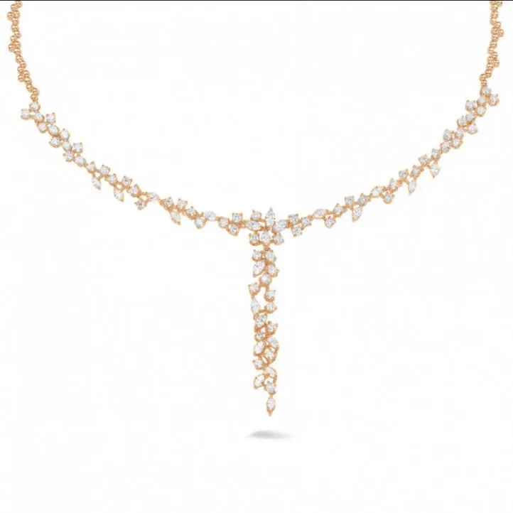 7.00 quilates gargantilla en oro rojo con diamantes talla marquesa y redondos 