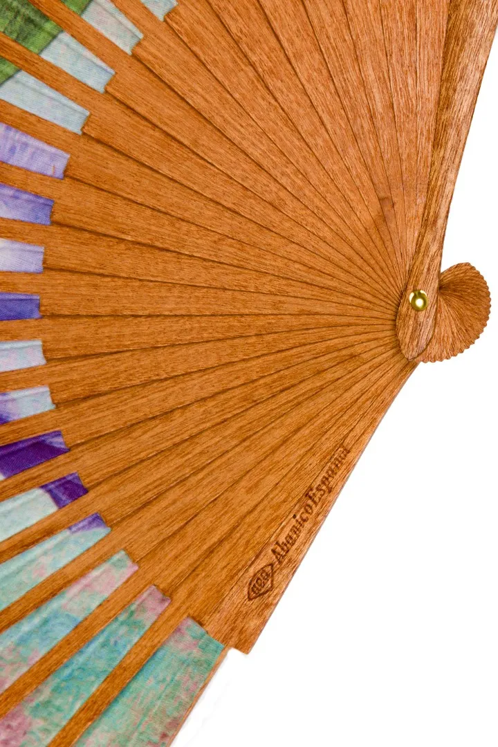 Abanico de madera y tela de algodón orgánico, ecológico y sostenible.
