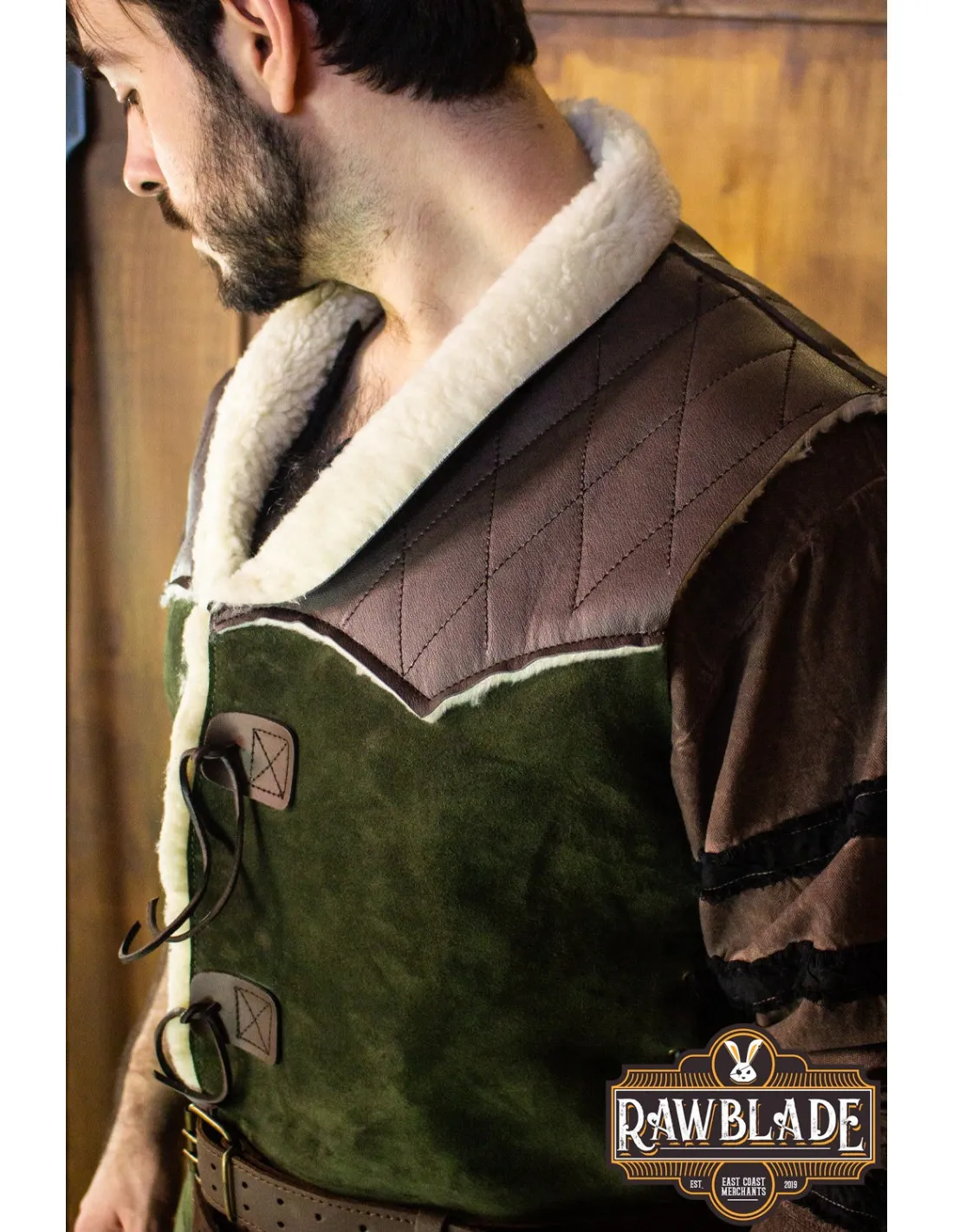 Abrigo medieval largo de invierno Dimitru, verde