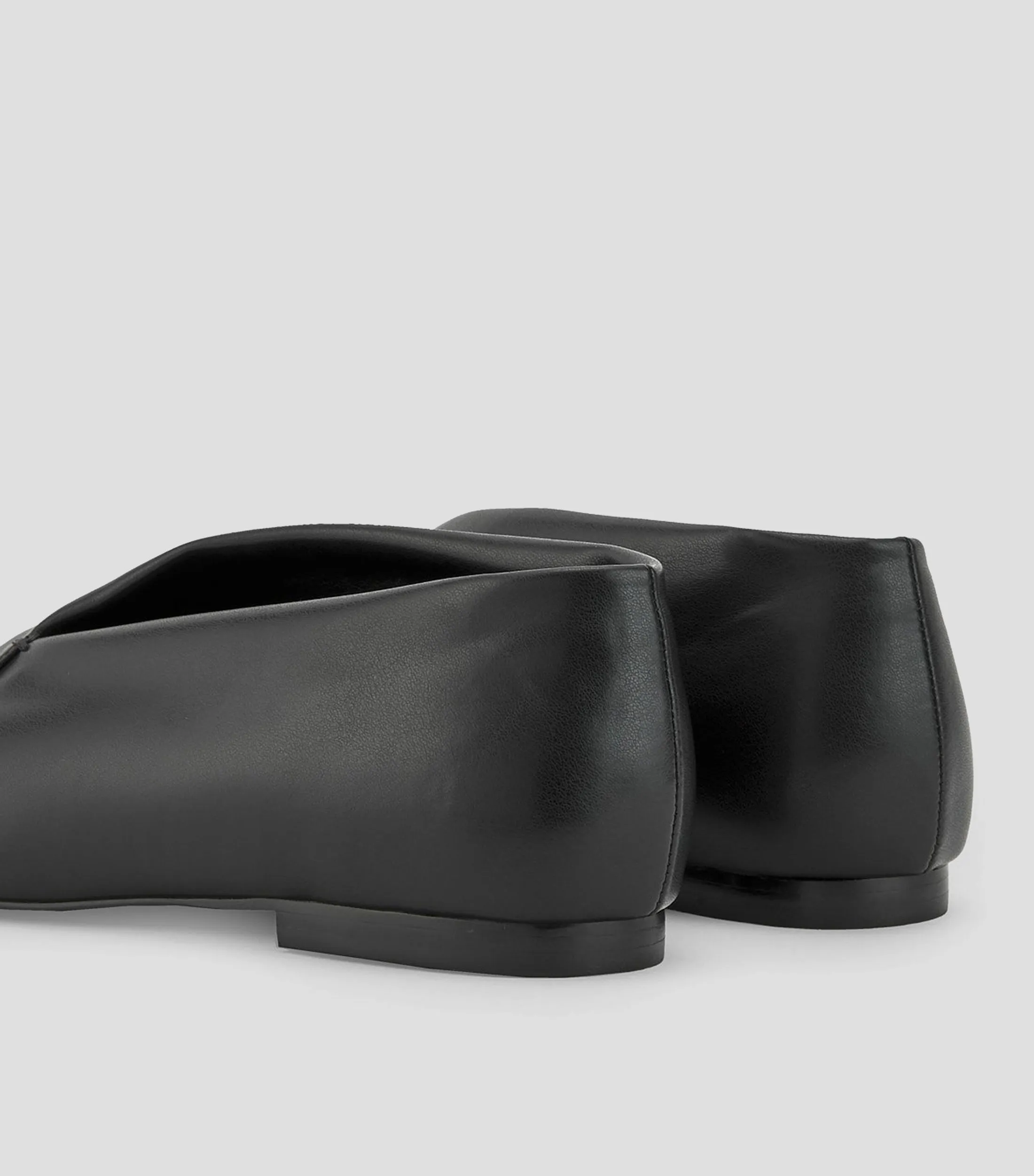 Adolfo Dominguez Zapatos Casuales Slip on con tacón bajo Mujer