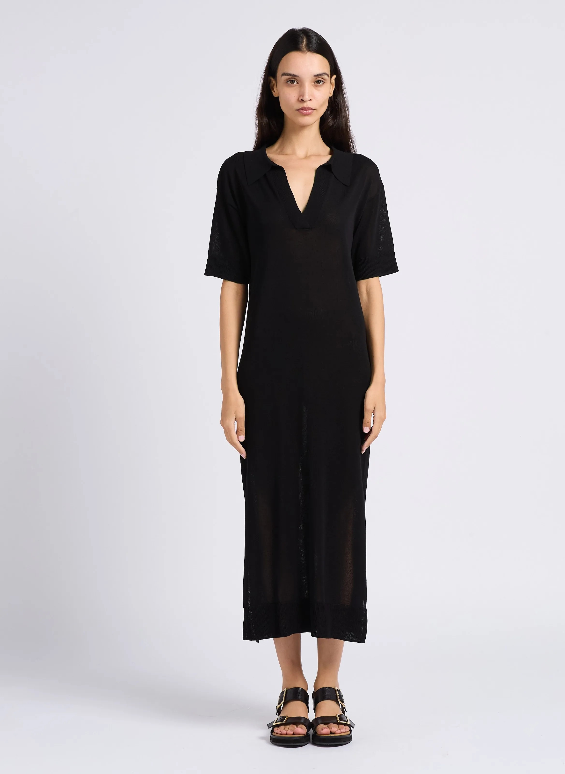AZALEE  VESTIDO RECTO CUELLO POLO DE PUNTO EN NEGRO