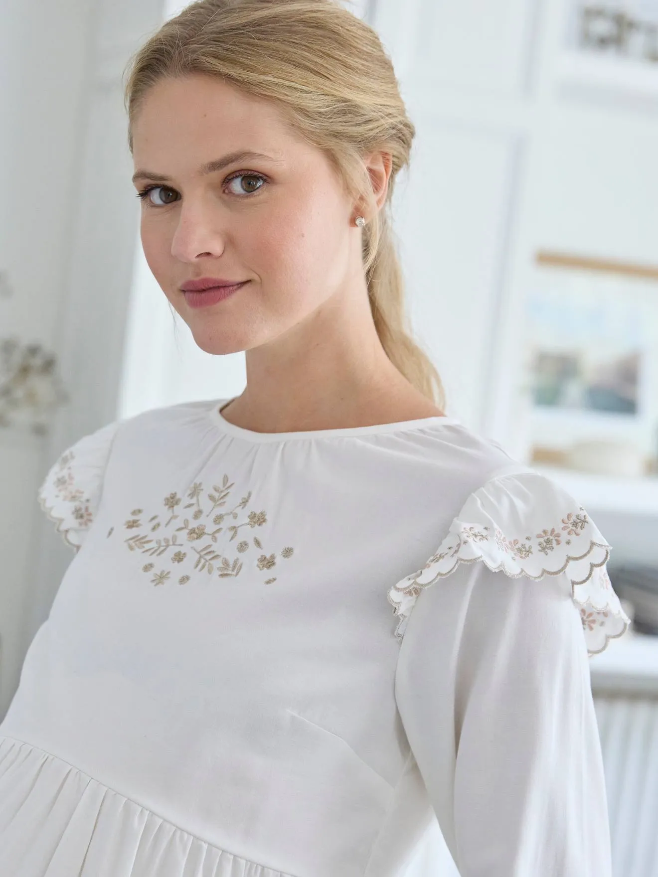 Blusa para embarazo bordada de gasa de algodón y viscosa