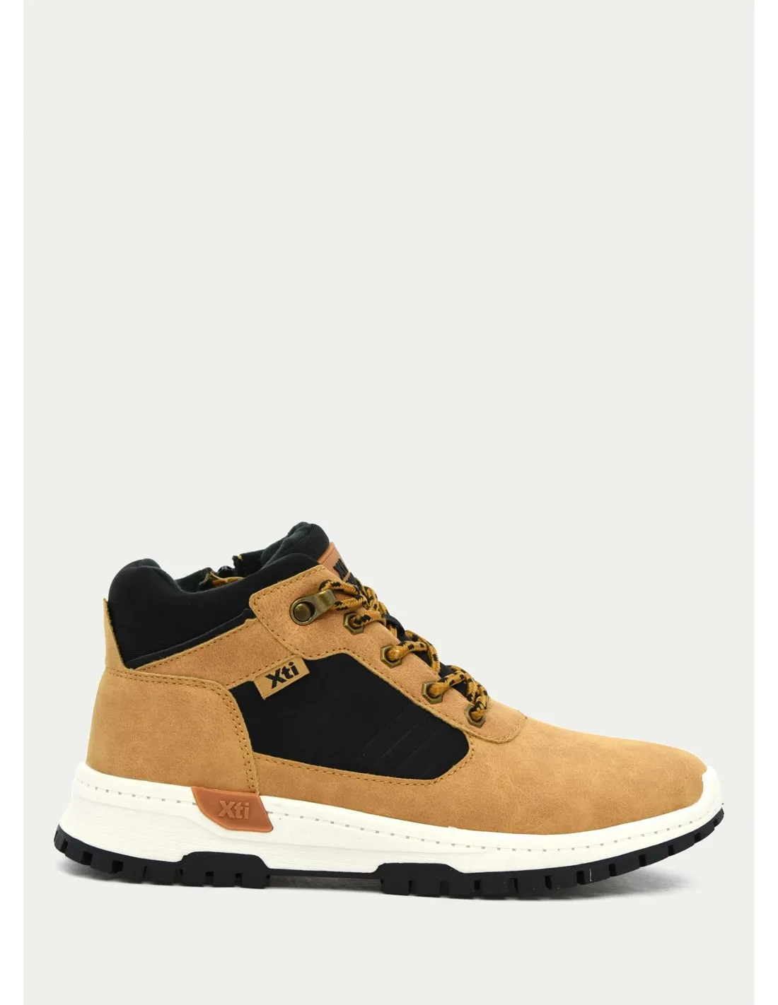 BOTAS Y BOTINES XTI KIDS 150001 CAMEL 