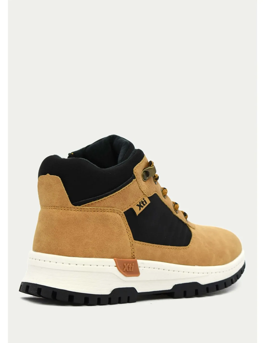BOTAS Y BOTINES XTI KIDS 150001 CAMEL 