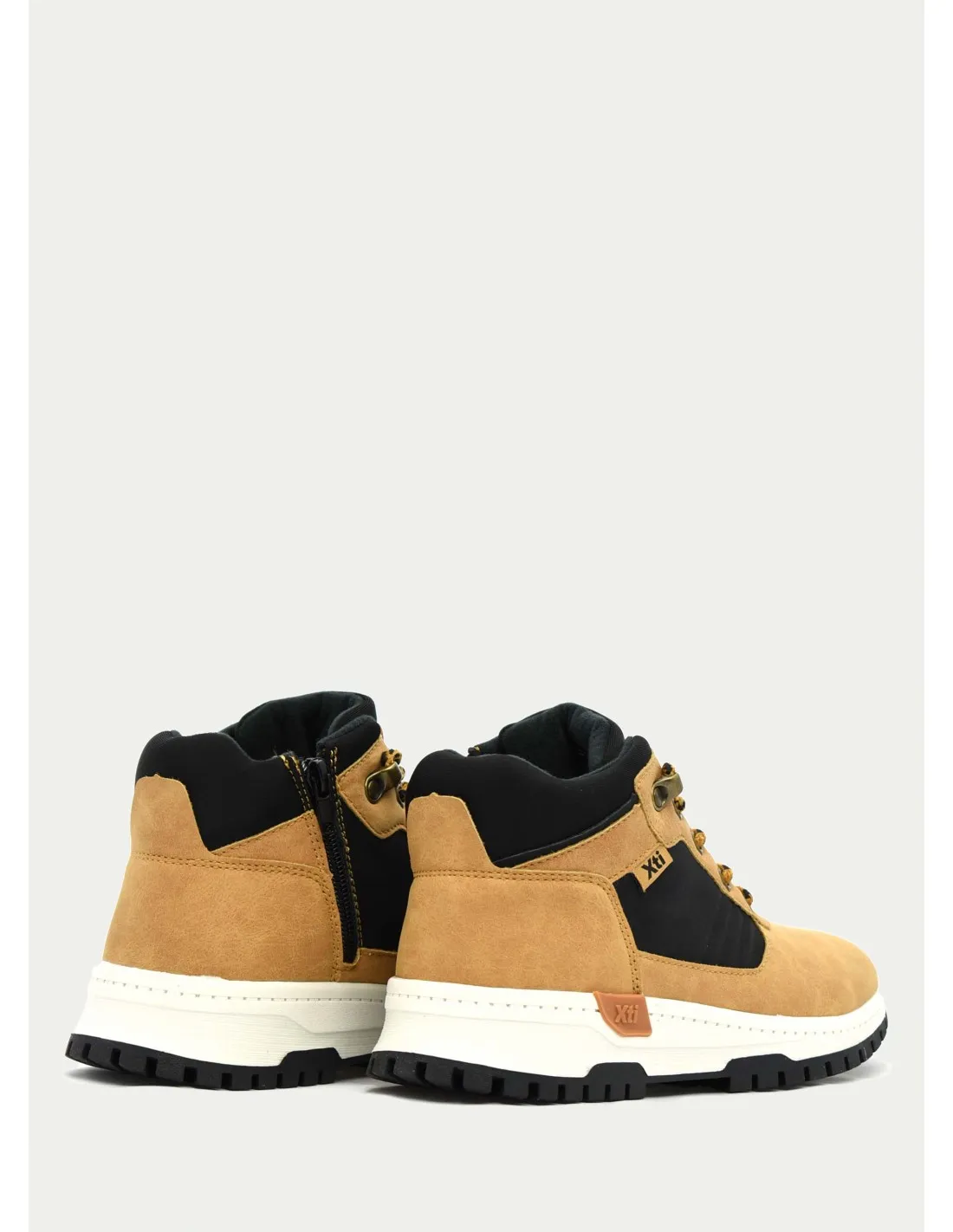 BOTAS Y BOTINES XTI KIDS 150001 CAMEL 