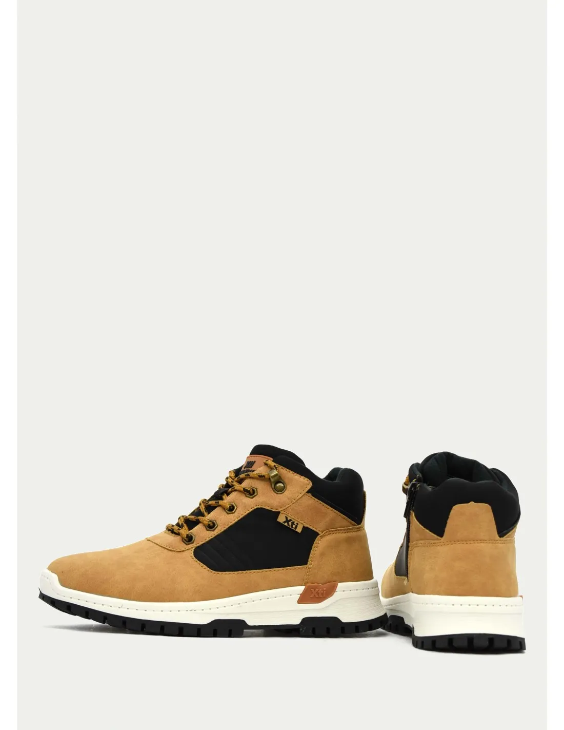 BOTAS Y BOTINES XTI KIDS 150001 CAMEL 