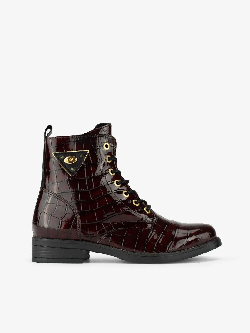 BOTIM EM VERNIZ ESTAMPADO CROCO DE ATACADOR COM APLICAÇÃO