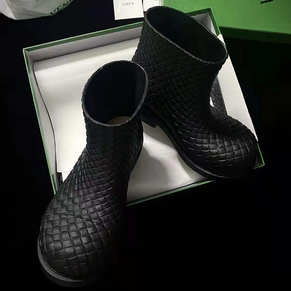 BOTTEGA VENETA BOTíN BOMBERO UNISEXNEGRO