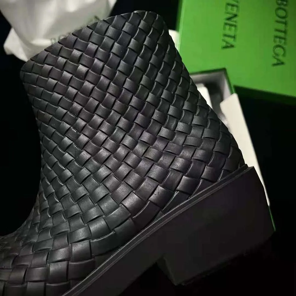 BOTTEGA VENETA BOTíN BOMBERO UNISEXNEGRO