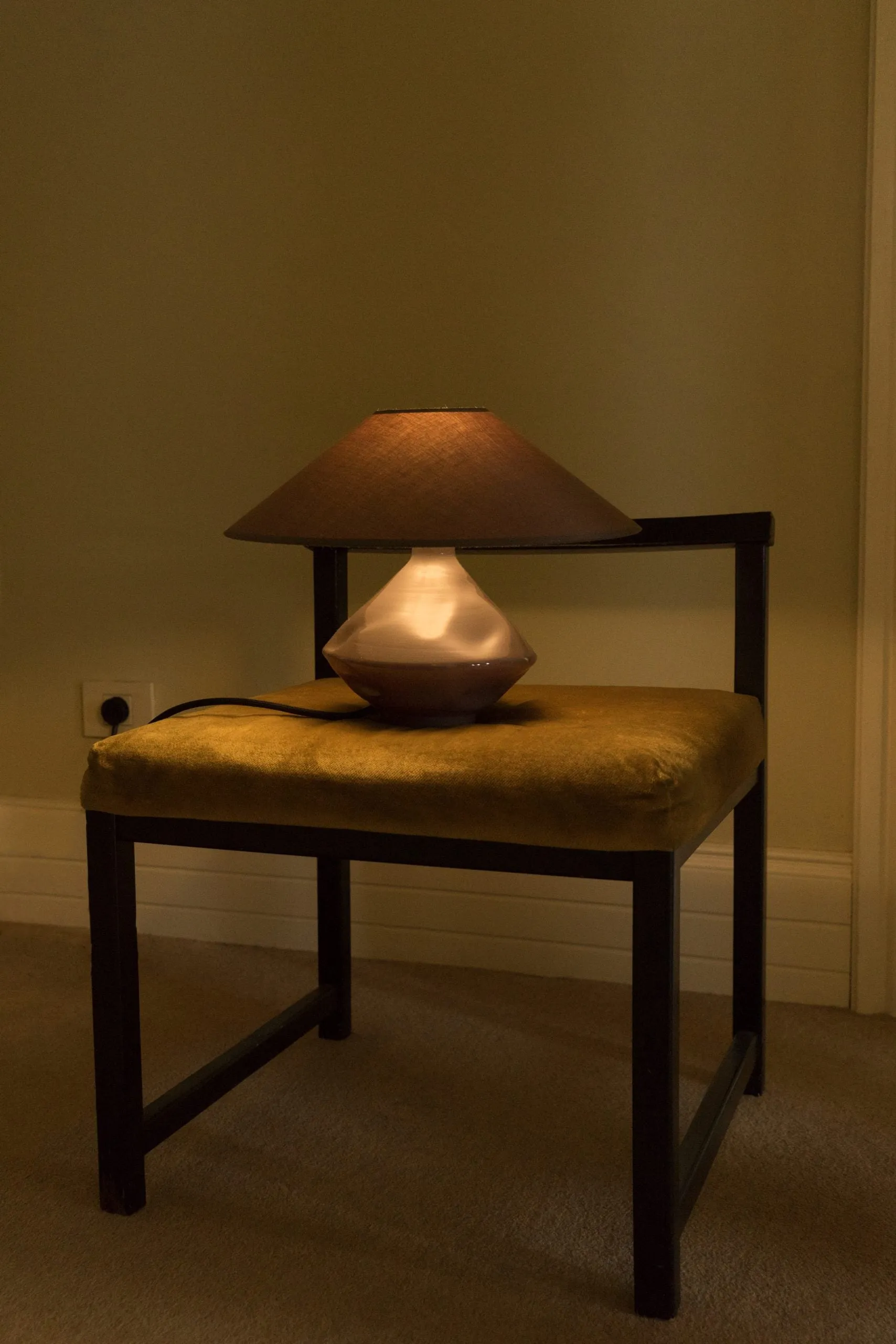 BROWNCONICAL GLASS LAMP