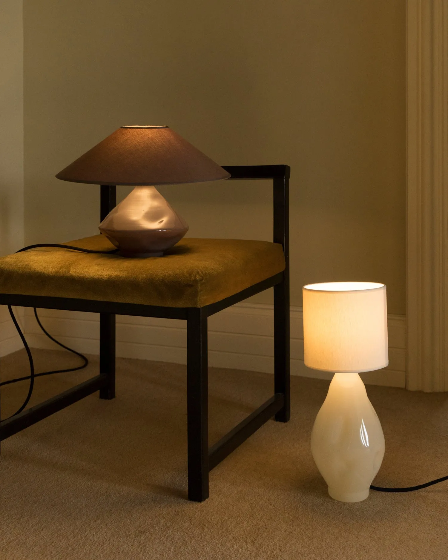 BROWNCONICAL GLASS LAMP
