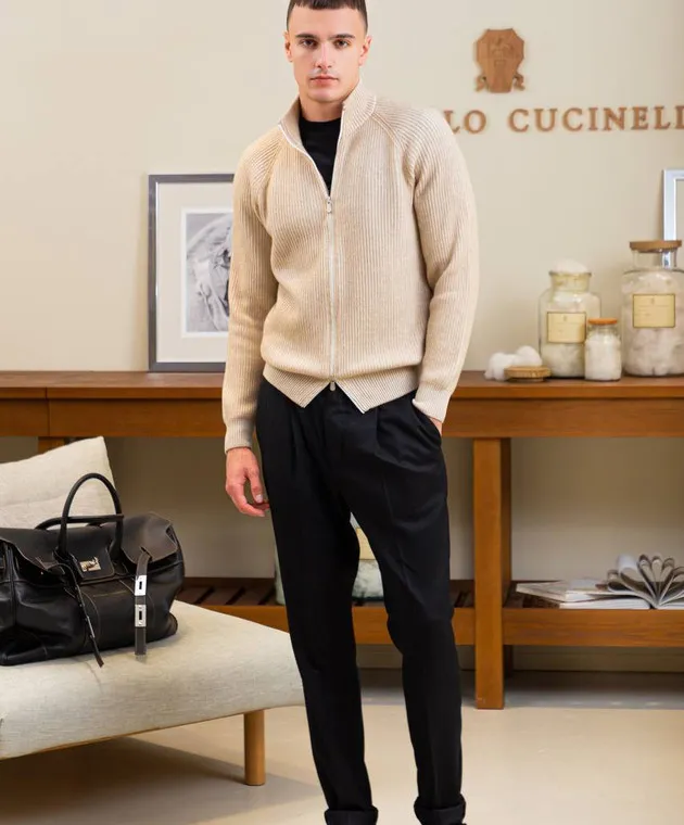 Brunello Cucinelli Black pants made of wool