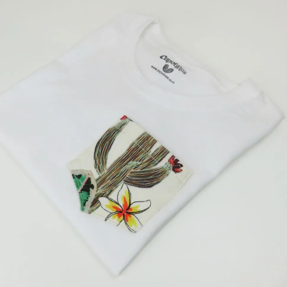 Camiseta con bolsillo estampado cactus amazonas