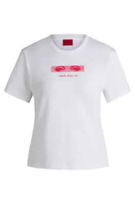 Camiseta de algodón con estampado gráfico de la temporada