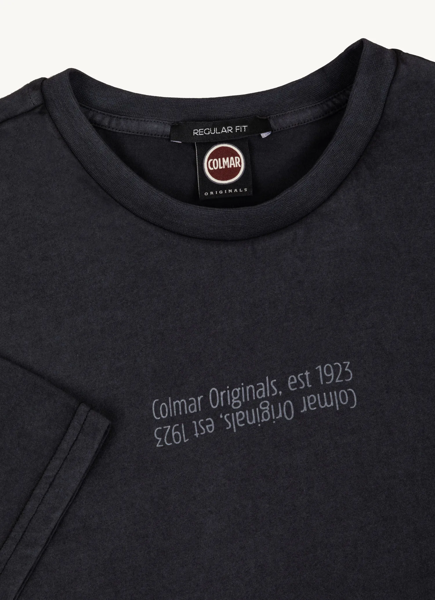 Camiseta de algodón con estampado sobreteñido