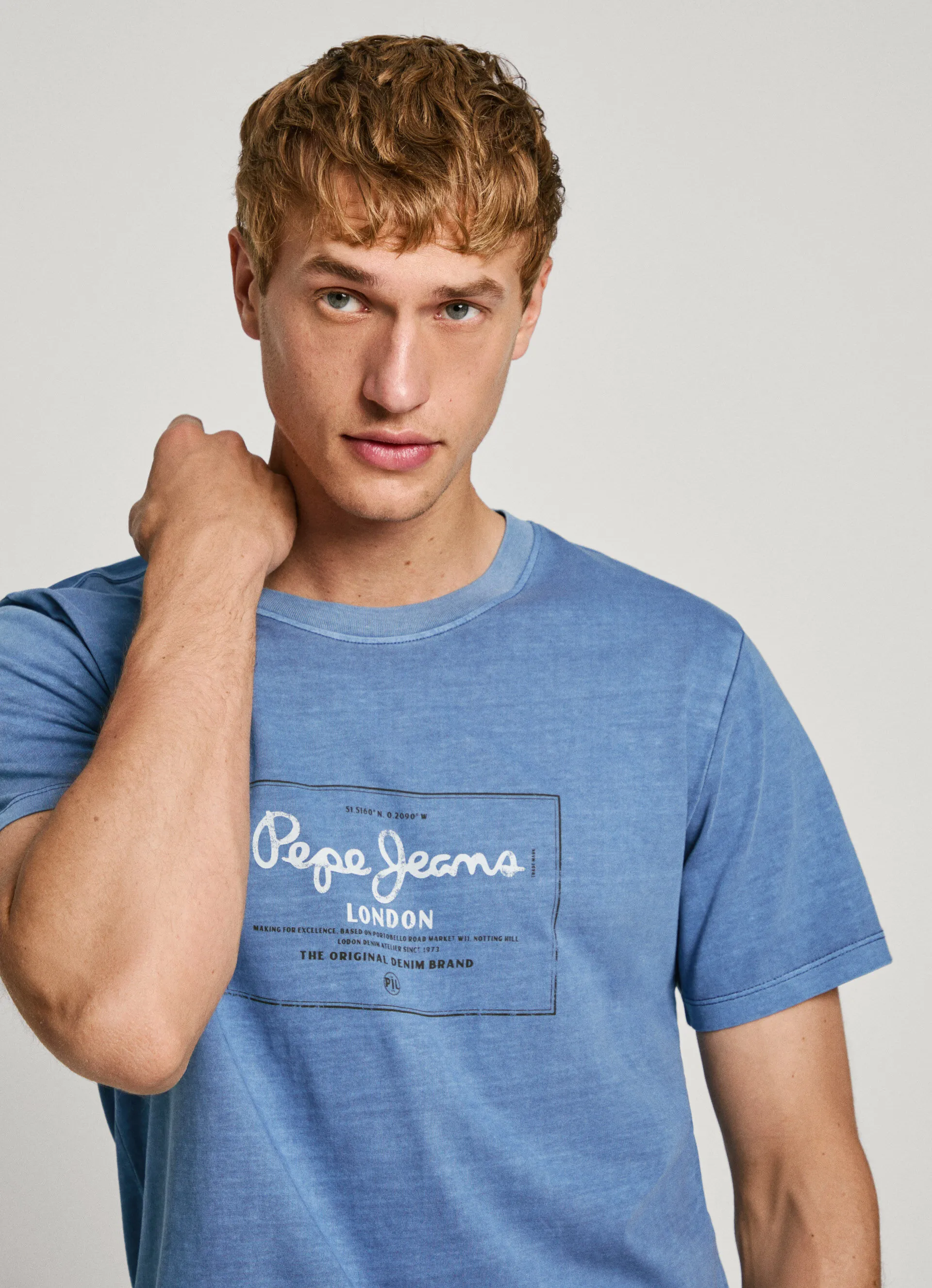 camiseta logo estampado fit regular