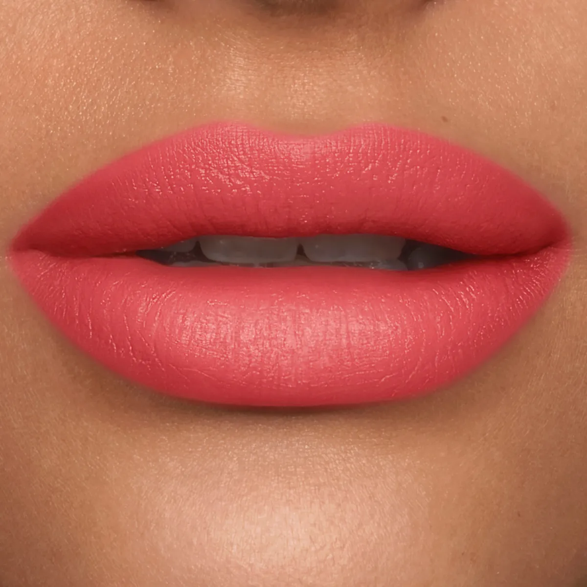 Carolina Herrera Labial en Barra Blur Matte