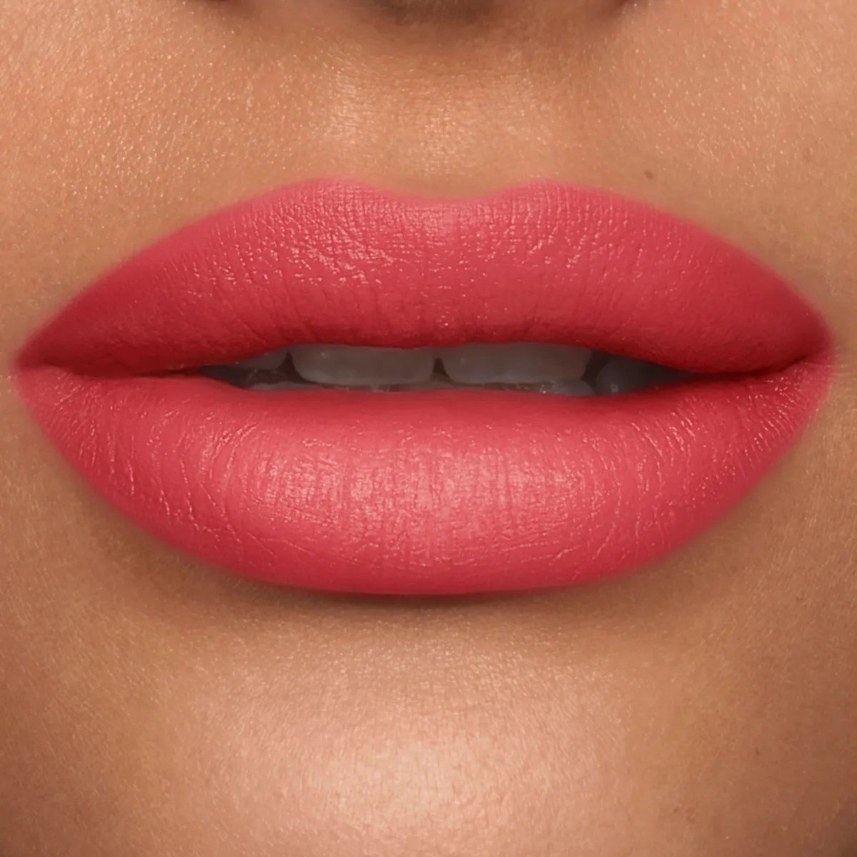 Carolina Herrera Labial en Barra Blur Matte
