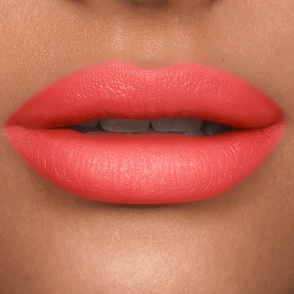 Carolina Herrera Labial en Barra Blur Matte