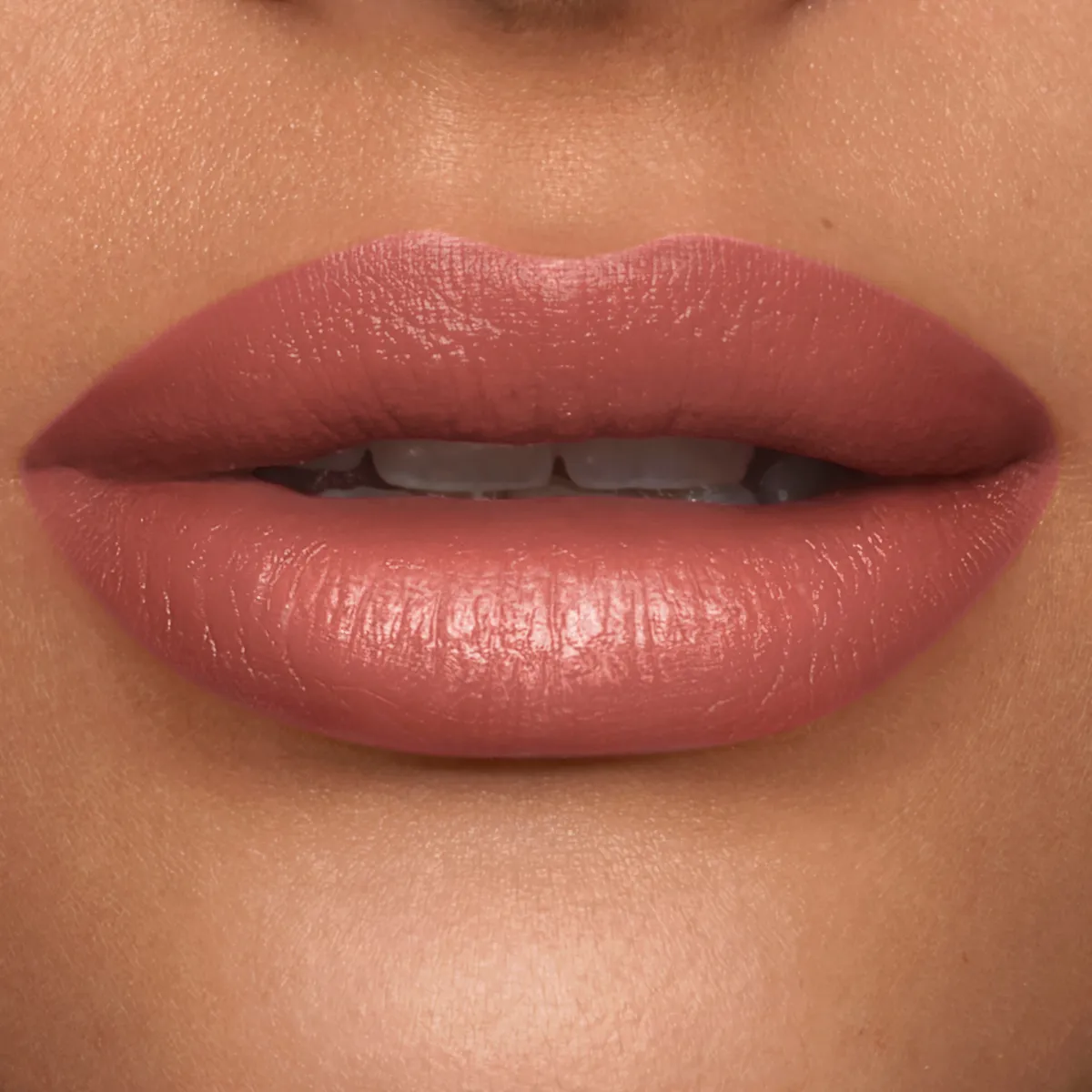 Carolina Herrera Labial en Barra Sheer