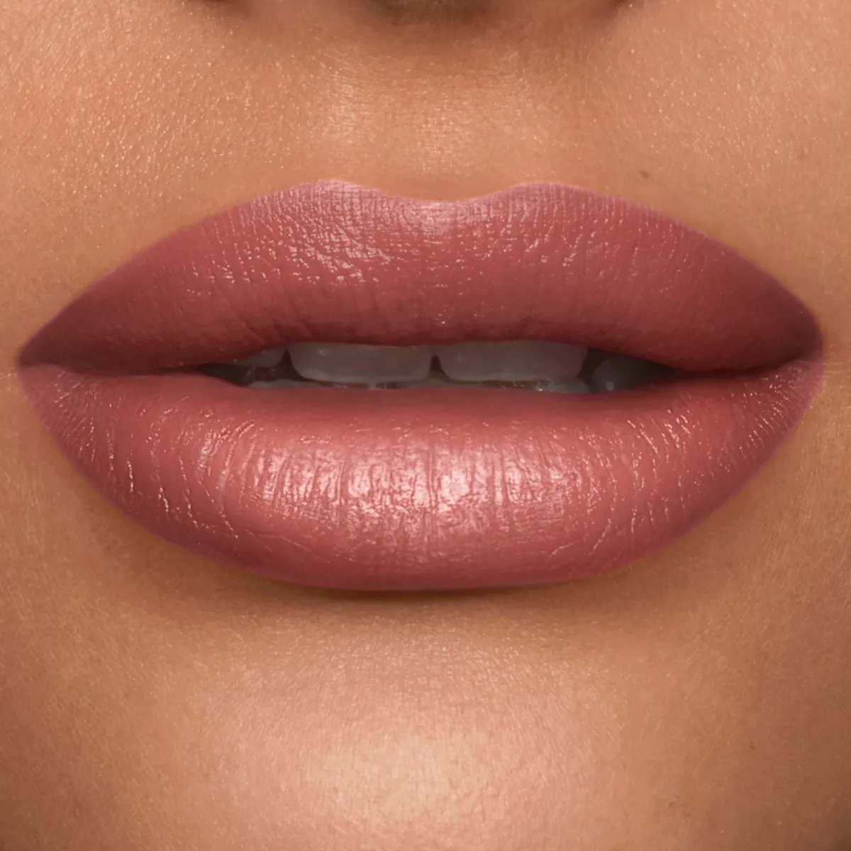 Carolina Herrera Labial en Barra Sheer