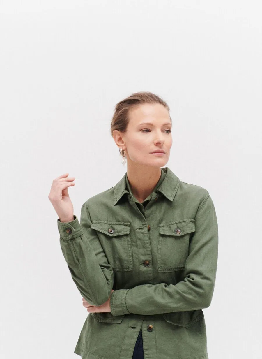 CAROLL GRACEB  CHAQUETA SAHARIANA DE ALGODóN CON CUELLO CLáSICO EN VERDE