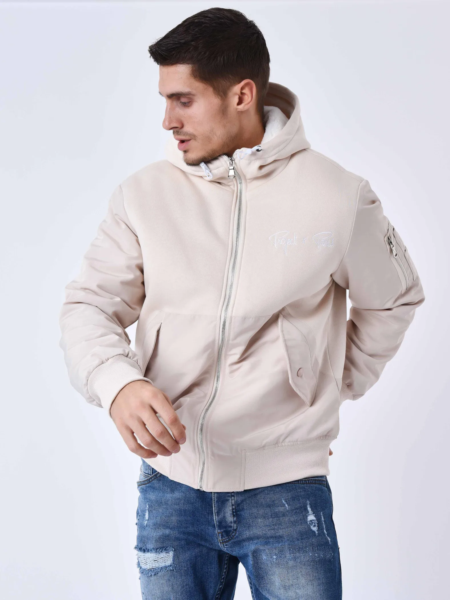 Chaqueta bimaterial con capucha y forro polar