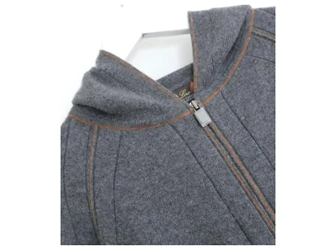 Chaqueta bomber con capucha de baby cashmere Merano de Loro Piana. Gris 