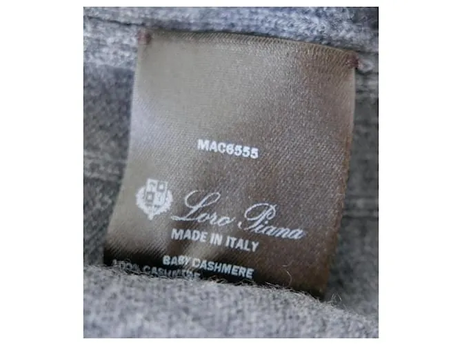 Chaqueta bomber con capucha de baby cashmere Merano de Loro Piana. Gris 