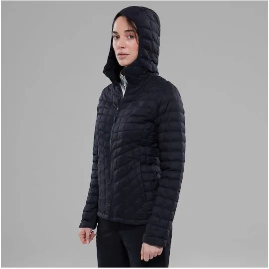 Chaqueta de Plumón The North Face mujer Thermoball T93BRJXYM Black matte negro mate