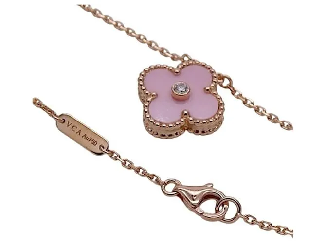 Collar Alhambra de Van Cleef & Arpels Rosa 