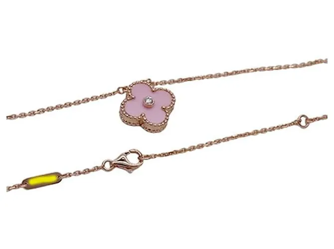 Collar Alhambra de Van Cleef & Arpels Rosa 