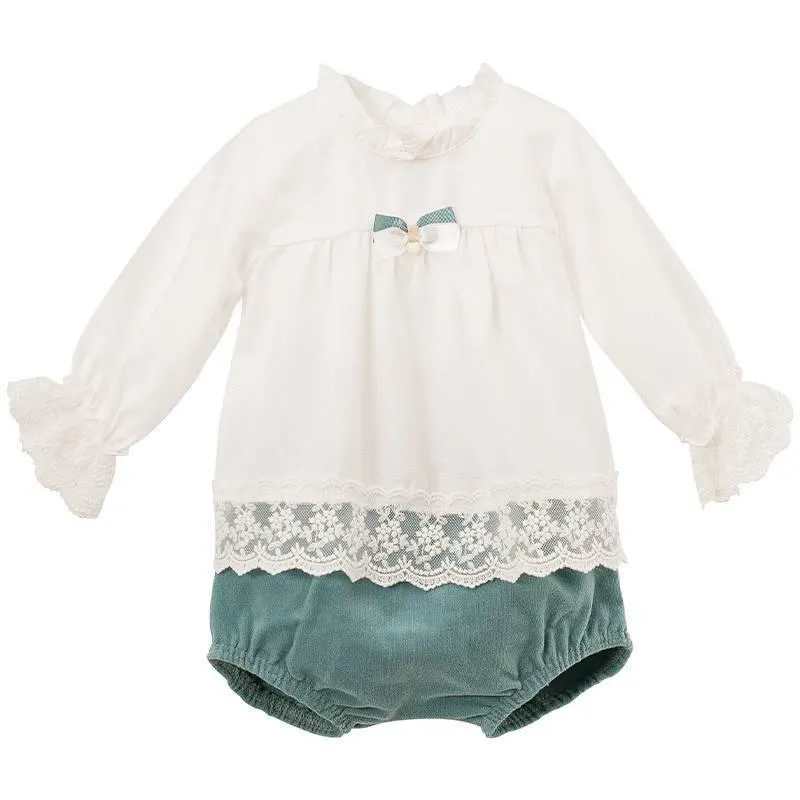 Conjunto bebes hermosos