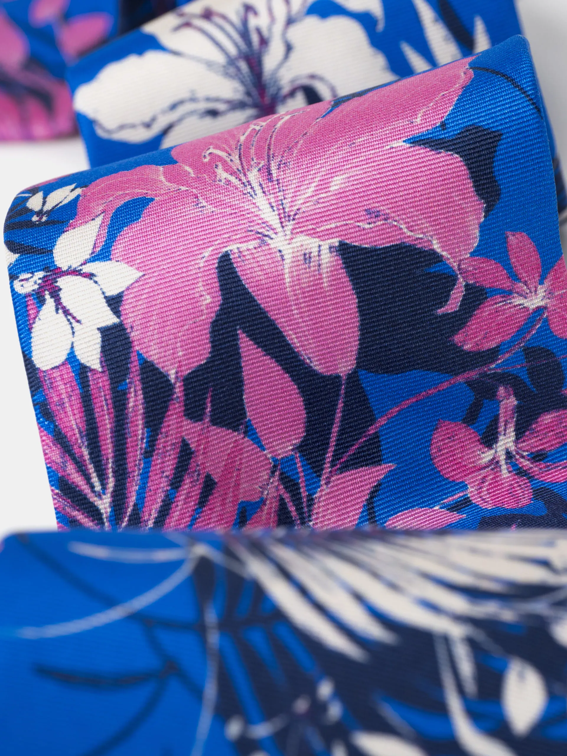 CORBATA SEDA ESTAMPADO TROPICAL AZULON