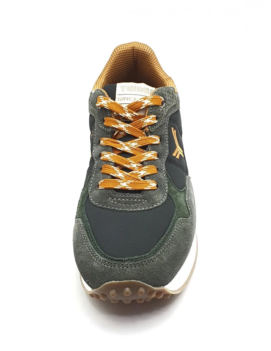 Deportivo de hombre Yumas en gris oscuro 49110