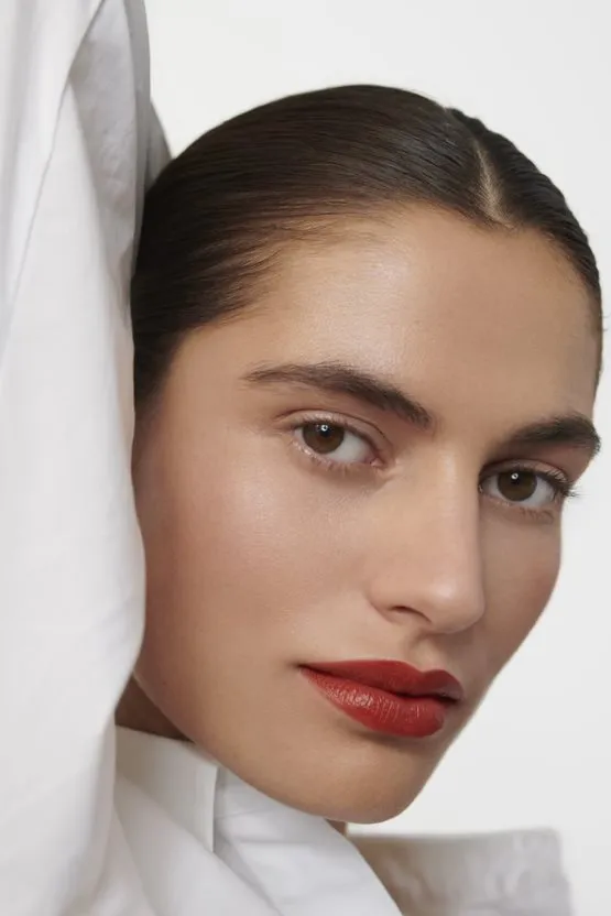 DR. HAUSCHKA LABIAL EN   10 DAHLIA