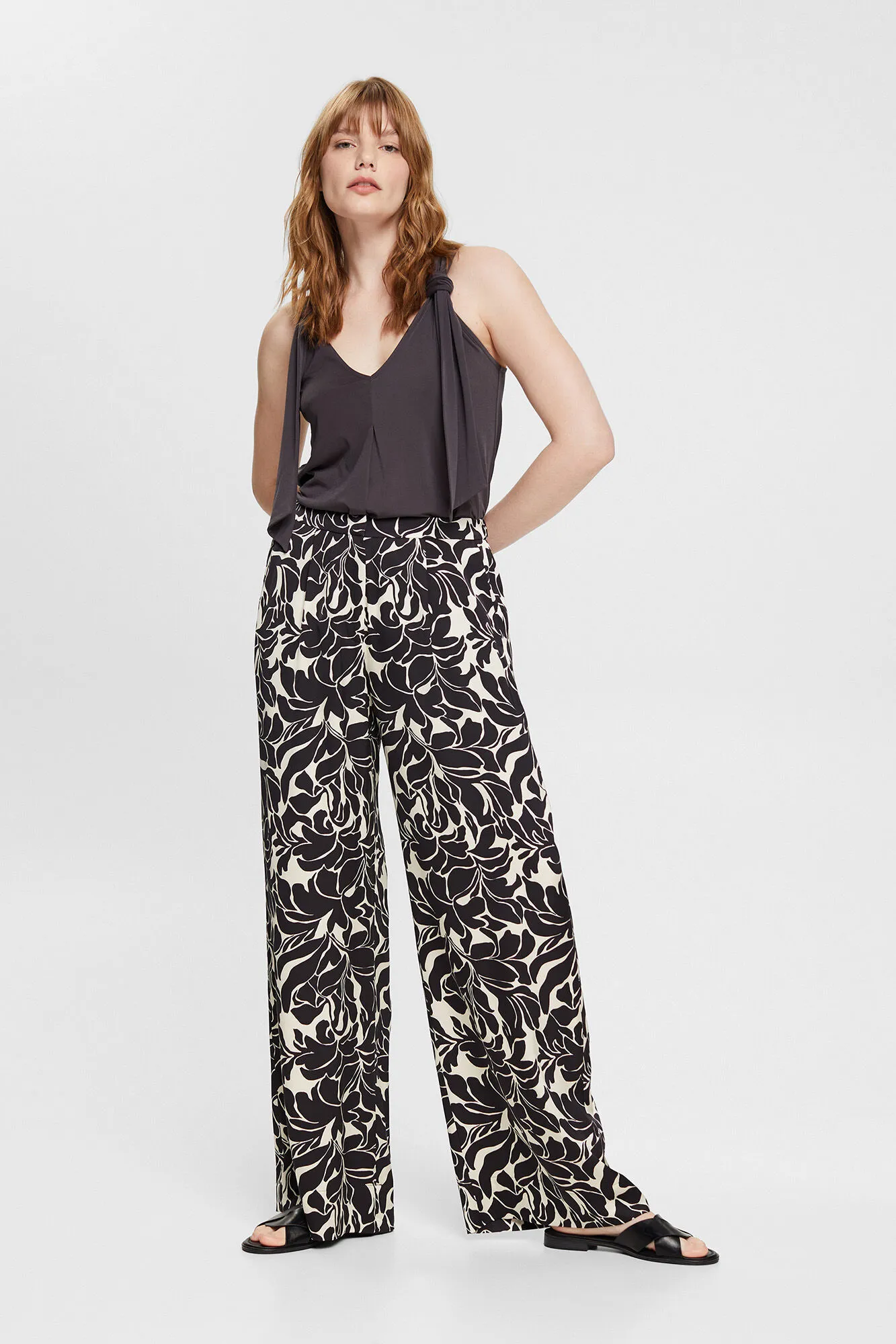 Esprit Pantalón viscosa pinzas estampado floral