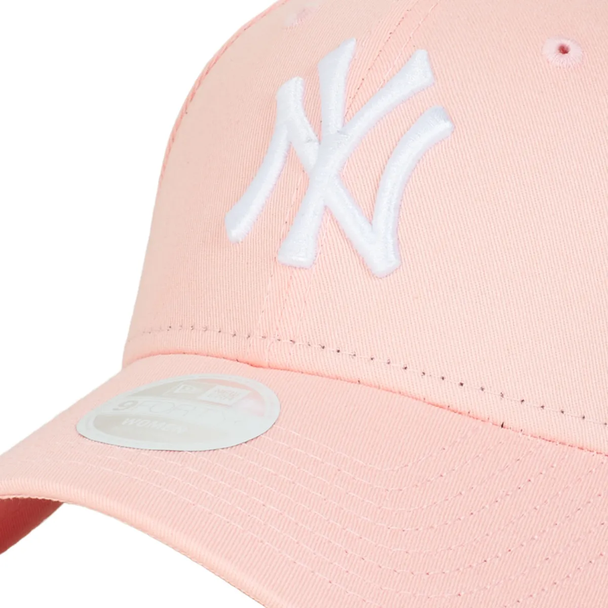 ESSENTIAL 9FORTY NEW YORK YANKEES