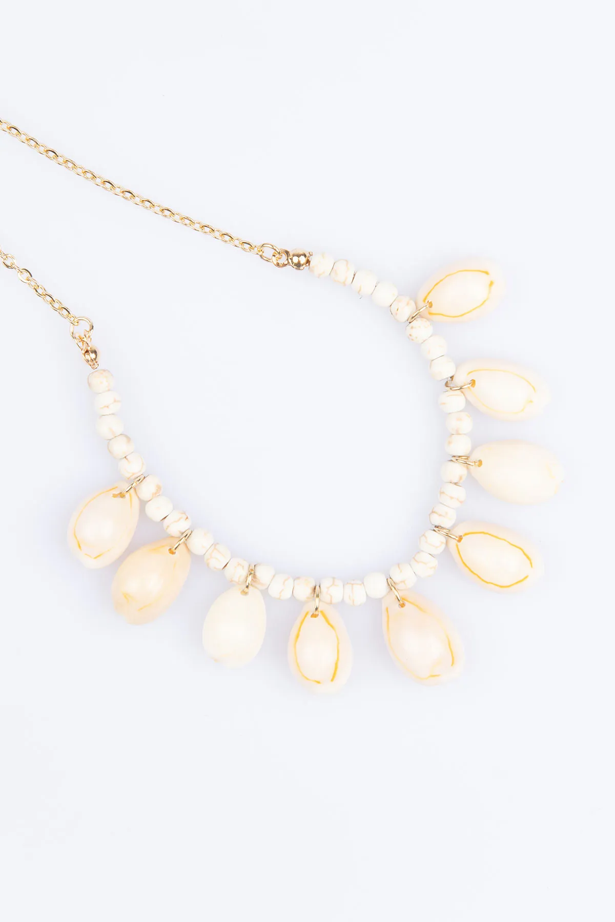 Gargantilla de conchas Puka Choker