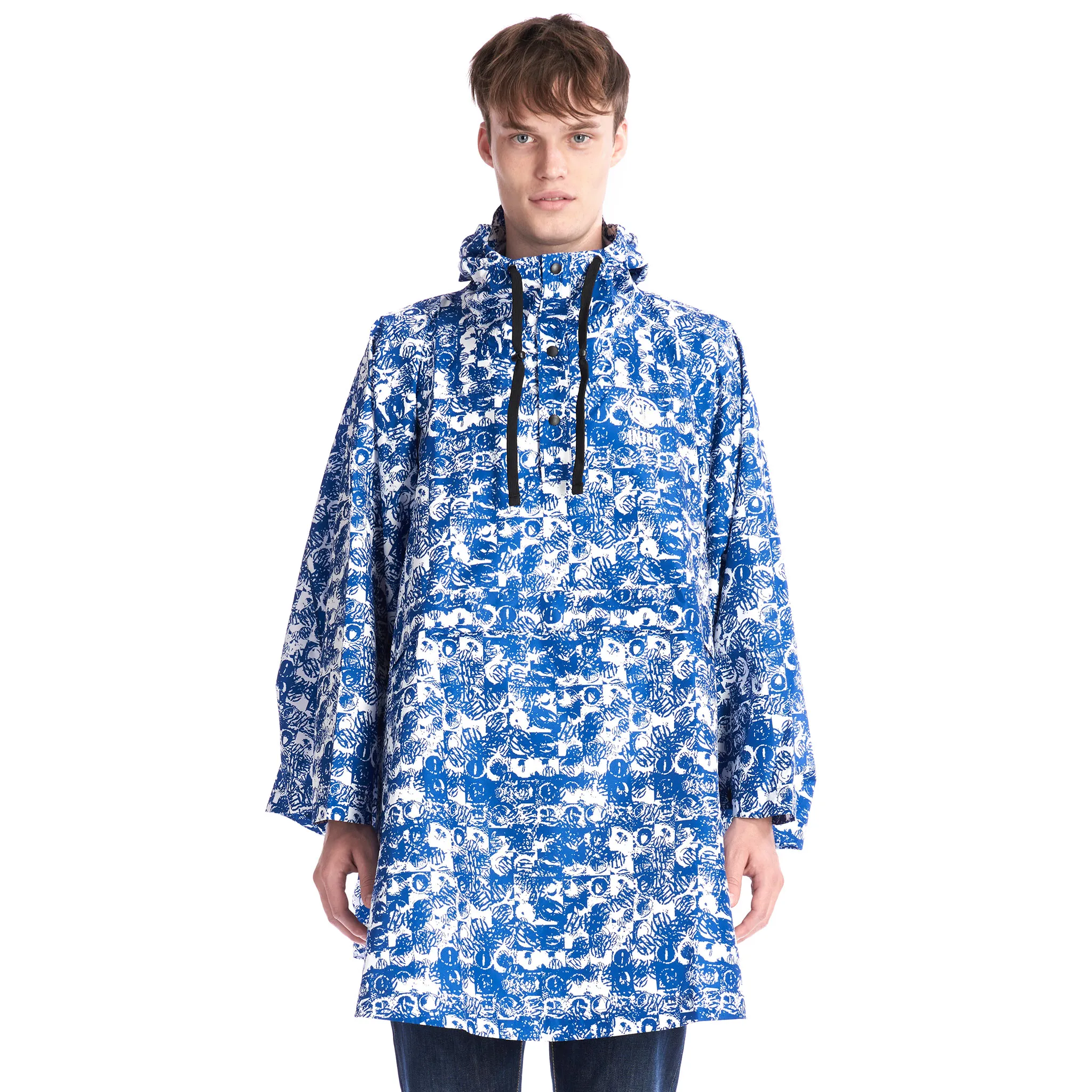 IM PONCHO ESTAMPADO ALLOVER