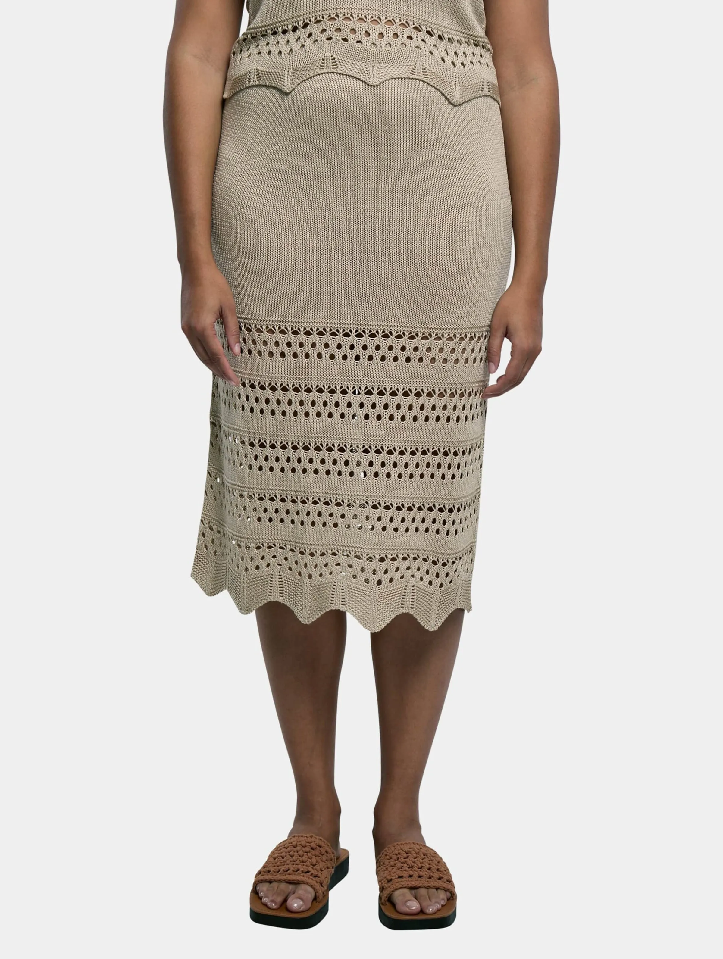 Ladies 3/4 Crochet Knit