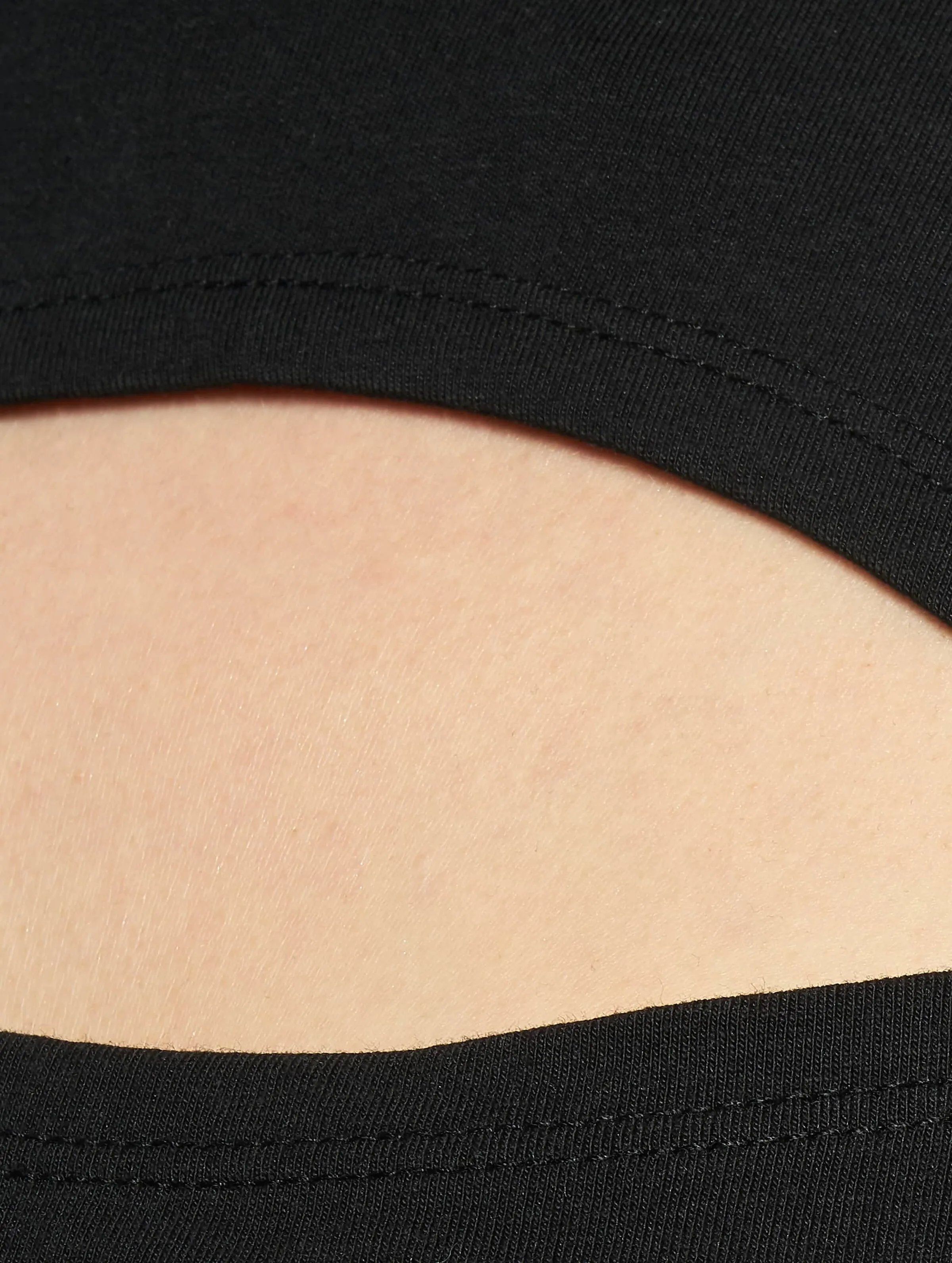 LADIES CUTOUT TURTLENECK 