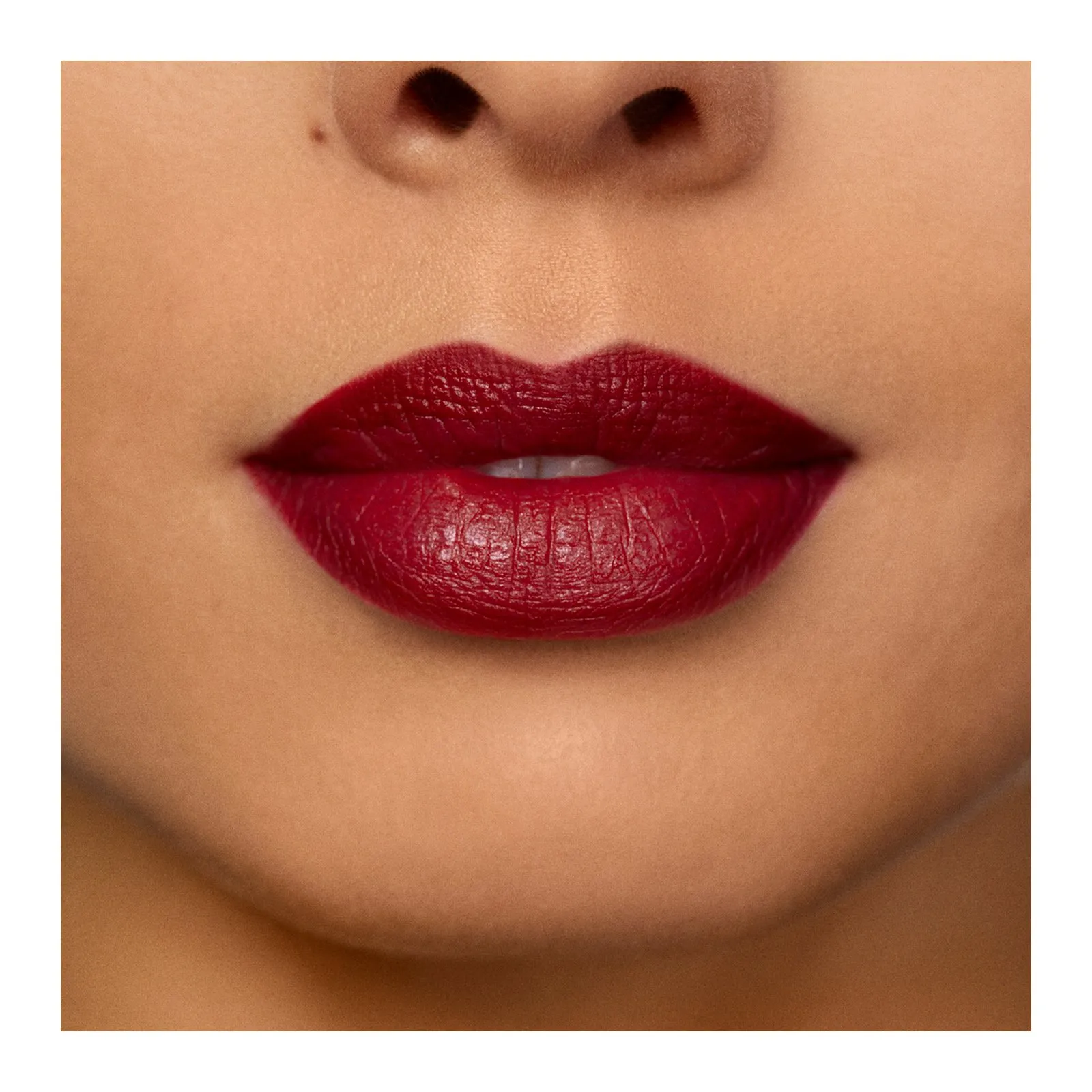LAURA MERCIER ROUGE ESSENTIEL SILKY LABIAL CREMOSO EN   ROUGEPROFOND