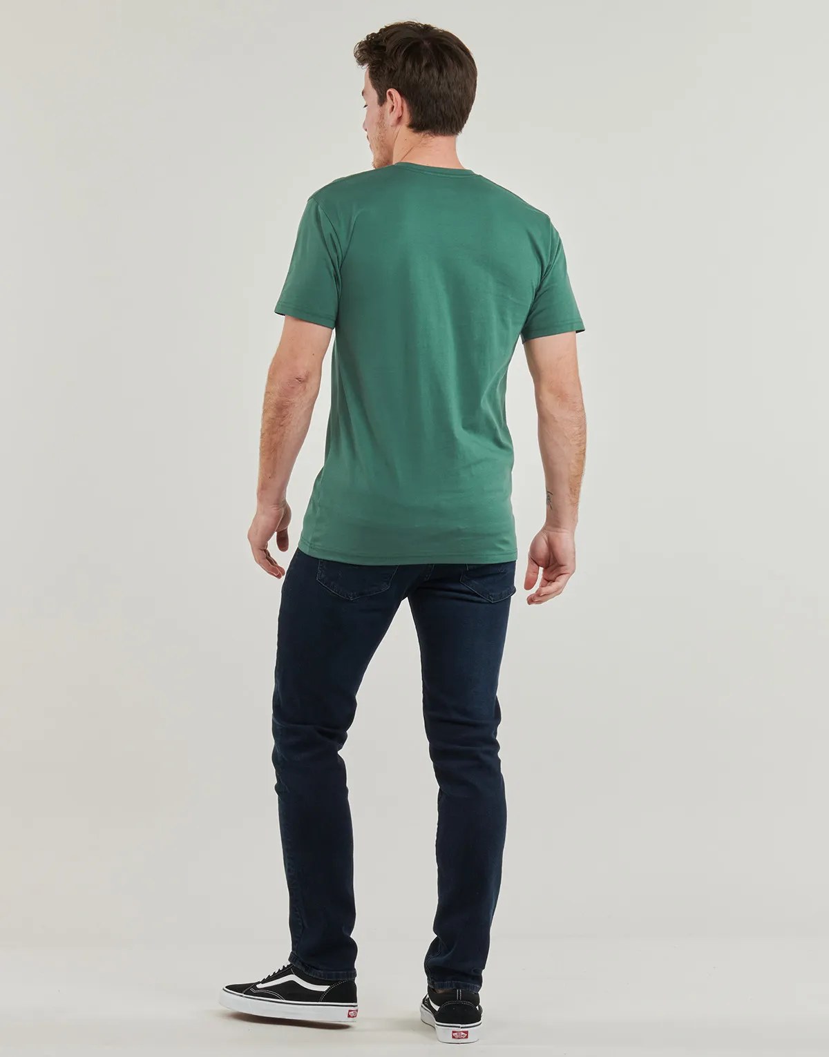 LEFT CHEST LOGO TEE