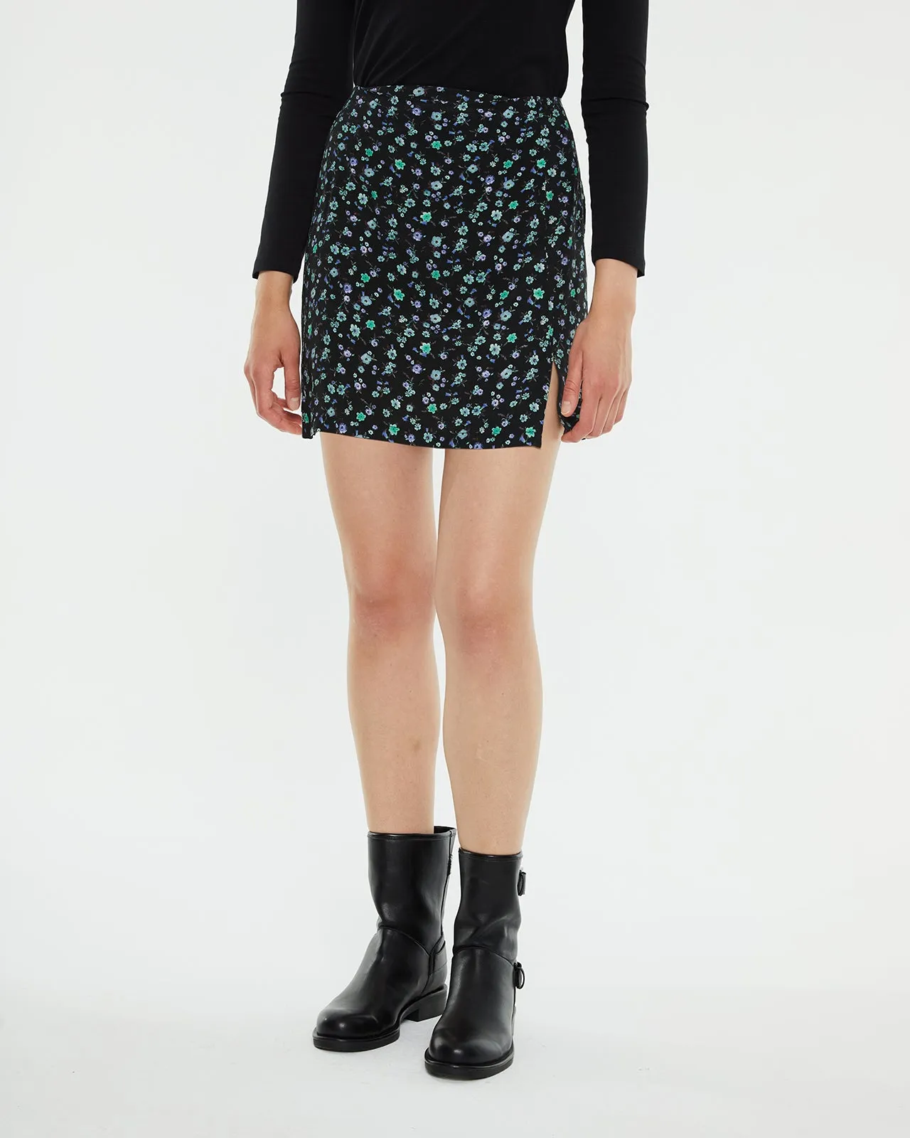 Minifalda estampado floral con abertura delantera