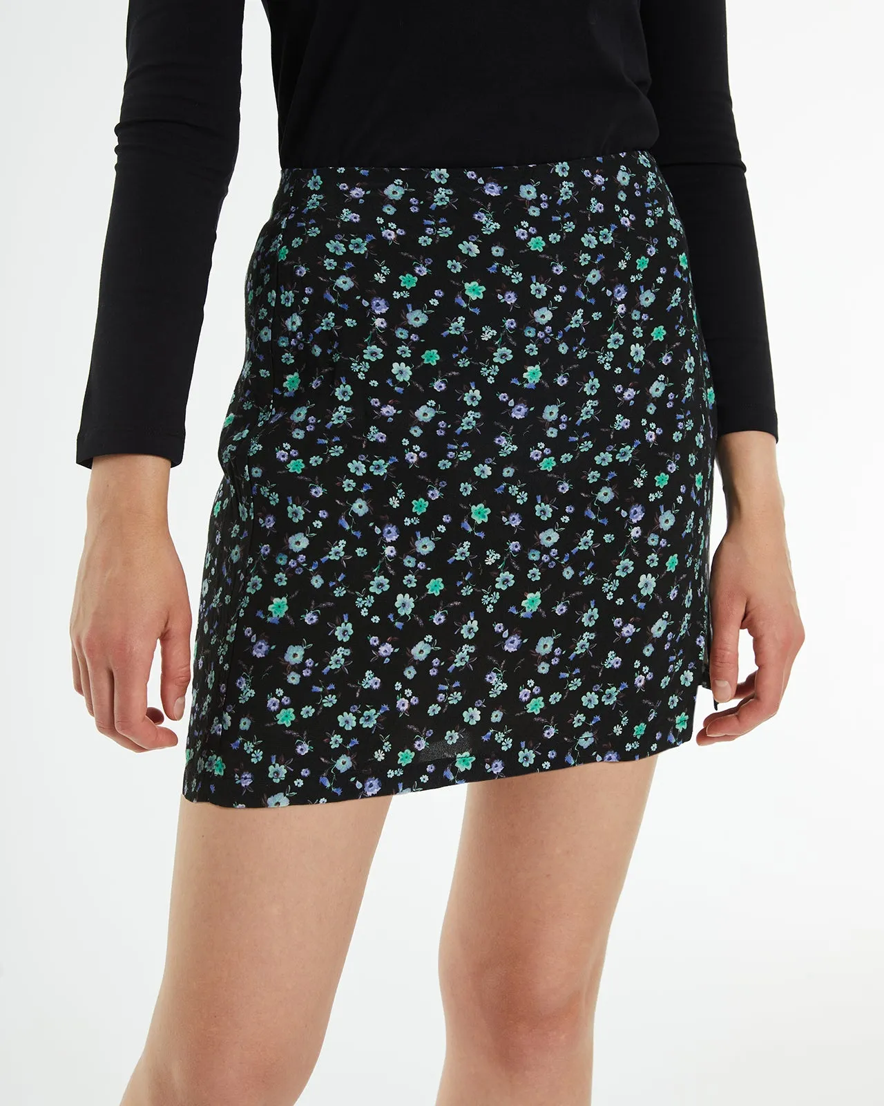 Minifalda estampado floral con abertura delantera