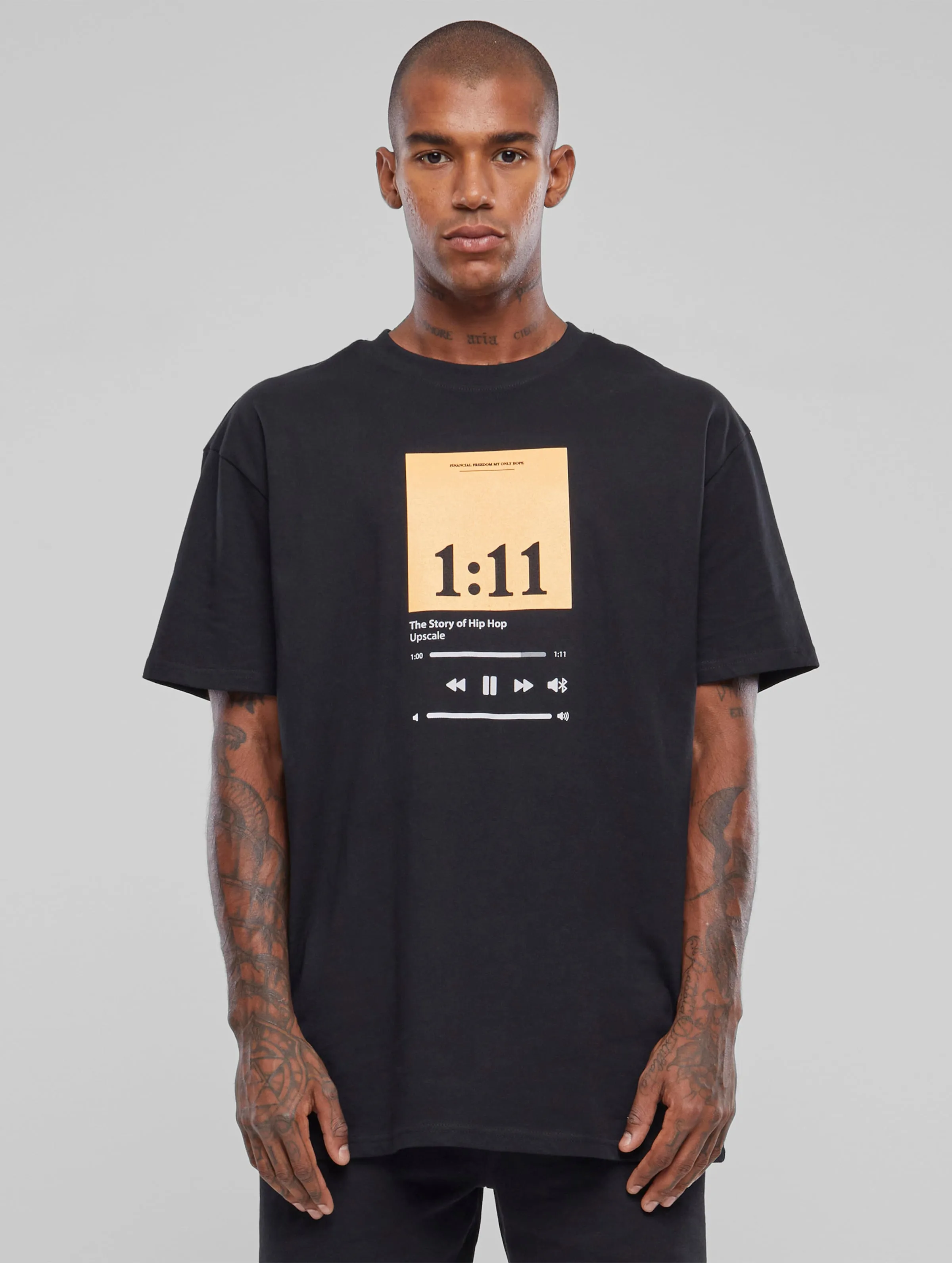 Mister Tee Upscale 1:11 Oversize