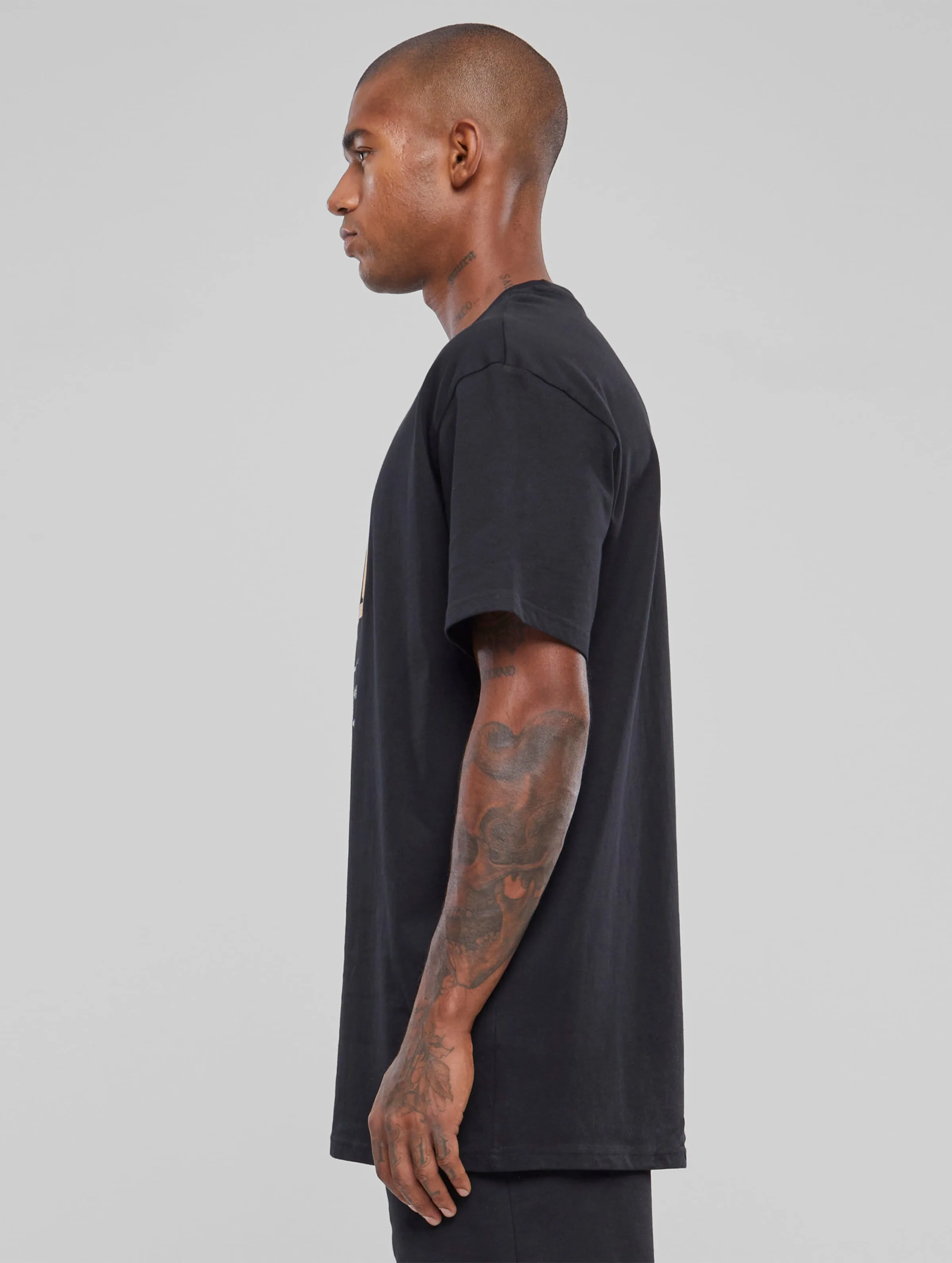 Mister Tee Upscale 1:11 Oversize